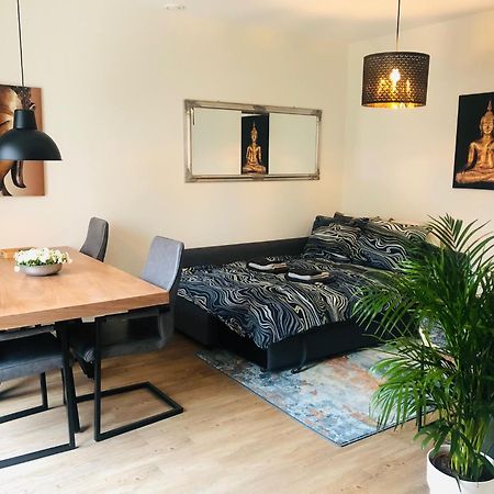 City Zen Apartment Enschede !Free Private Parking Buitenkant foto
