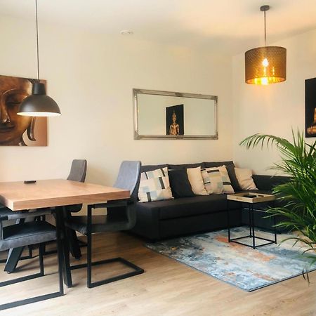 City Zen Apartment Enschede !Free Private Parking Buitenkant foto