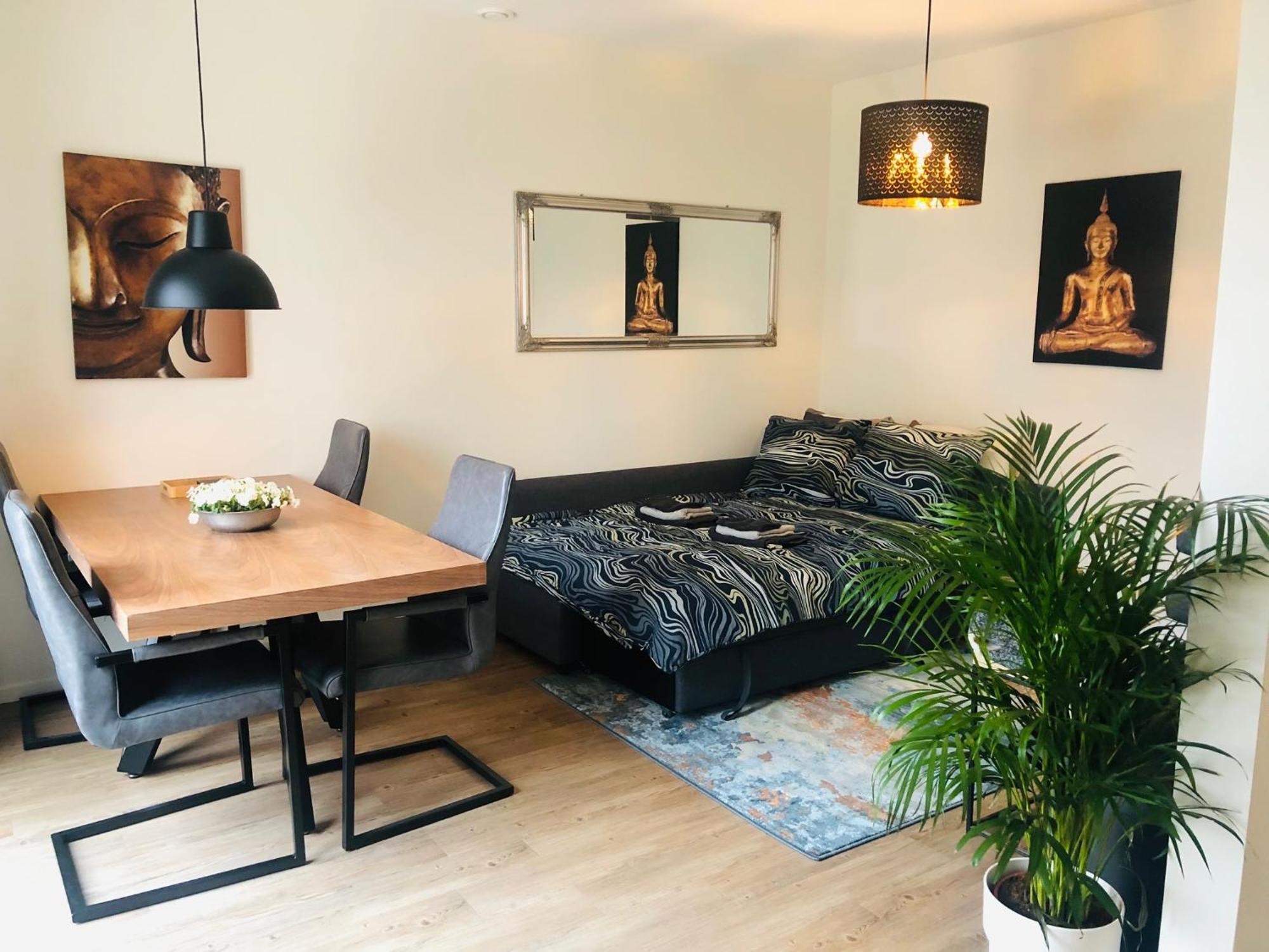 City Zen Apartment Enschede !Free Private Parking Buitenkant foto