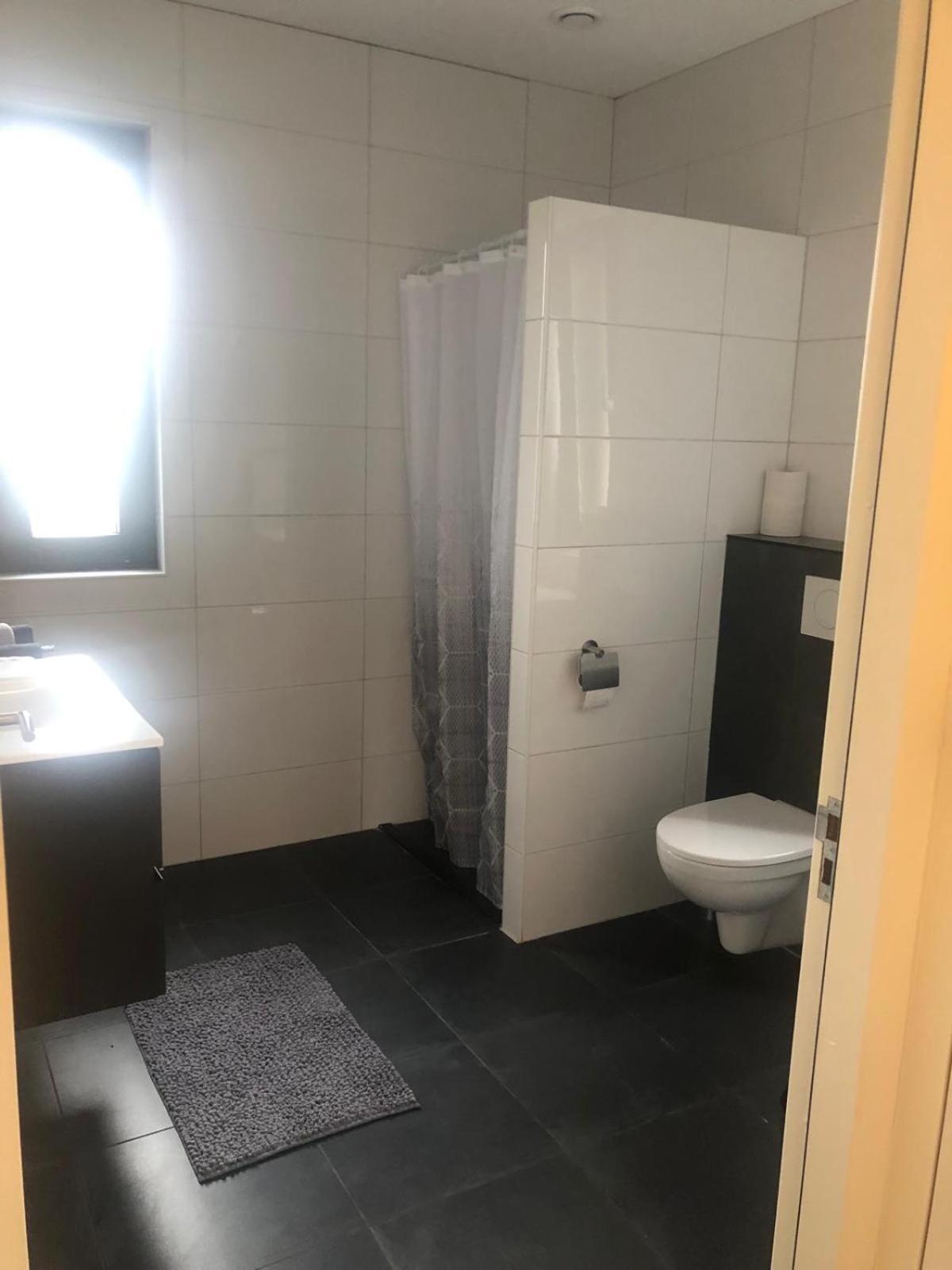 City Zen Apartment Enschede !Free Private Parking Buitenkant foto