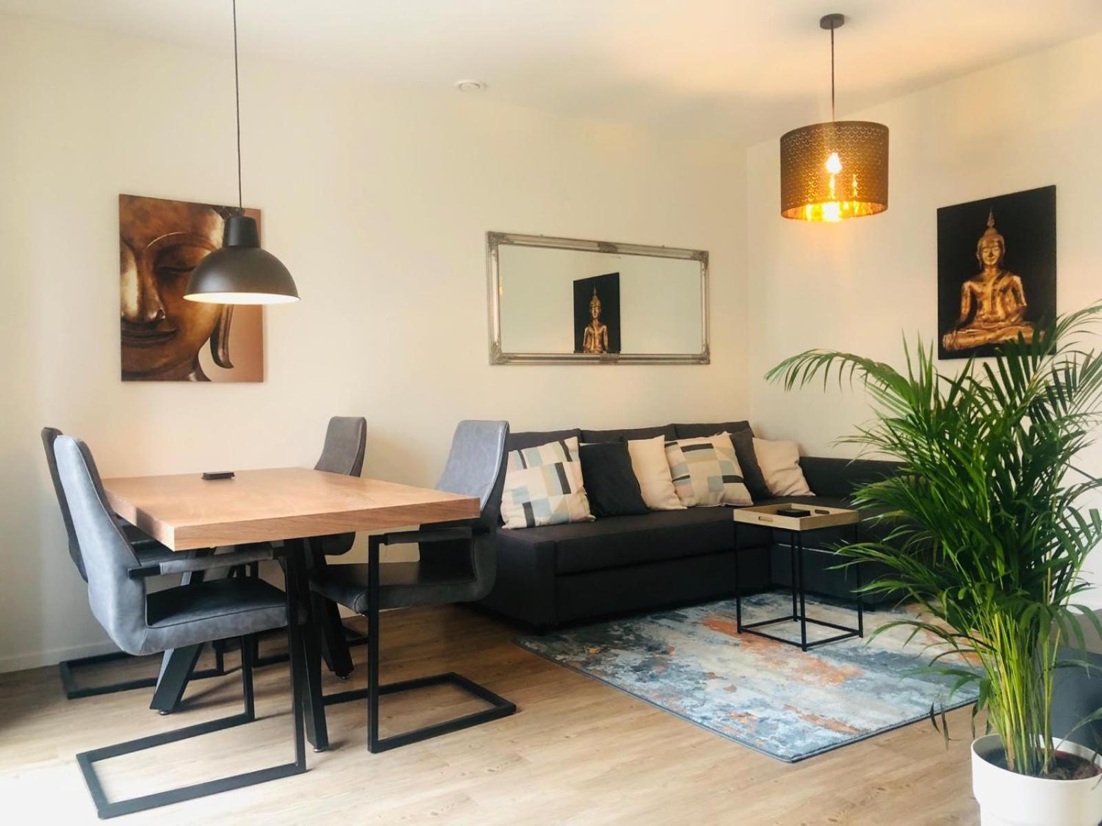 City Zen Apartment Enschede !Free Private Parking Buitenkant foto